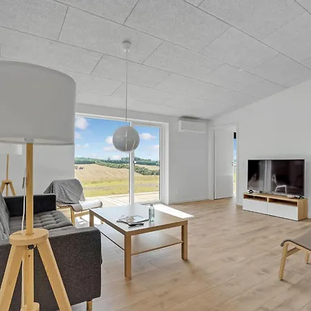 4 Bedroom Gorgeous In 펜션