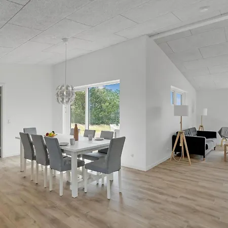4 Bedroom Gorgeous In Løgstrup