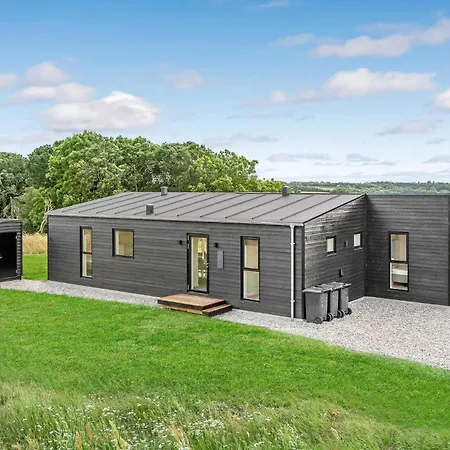 4 Bedroom Gorgeous In * Løgstrup